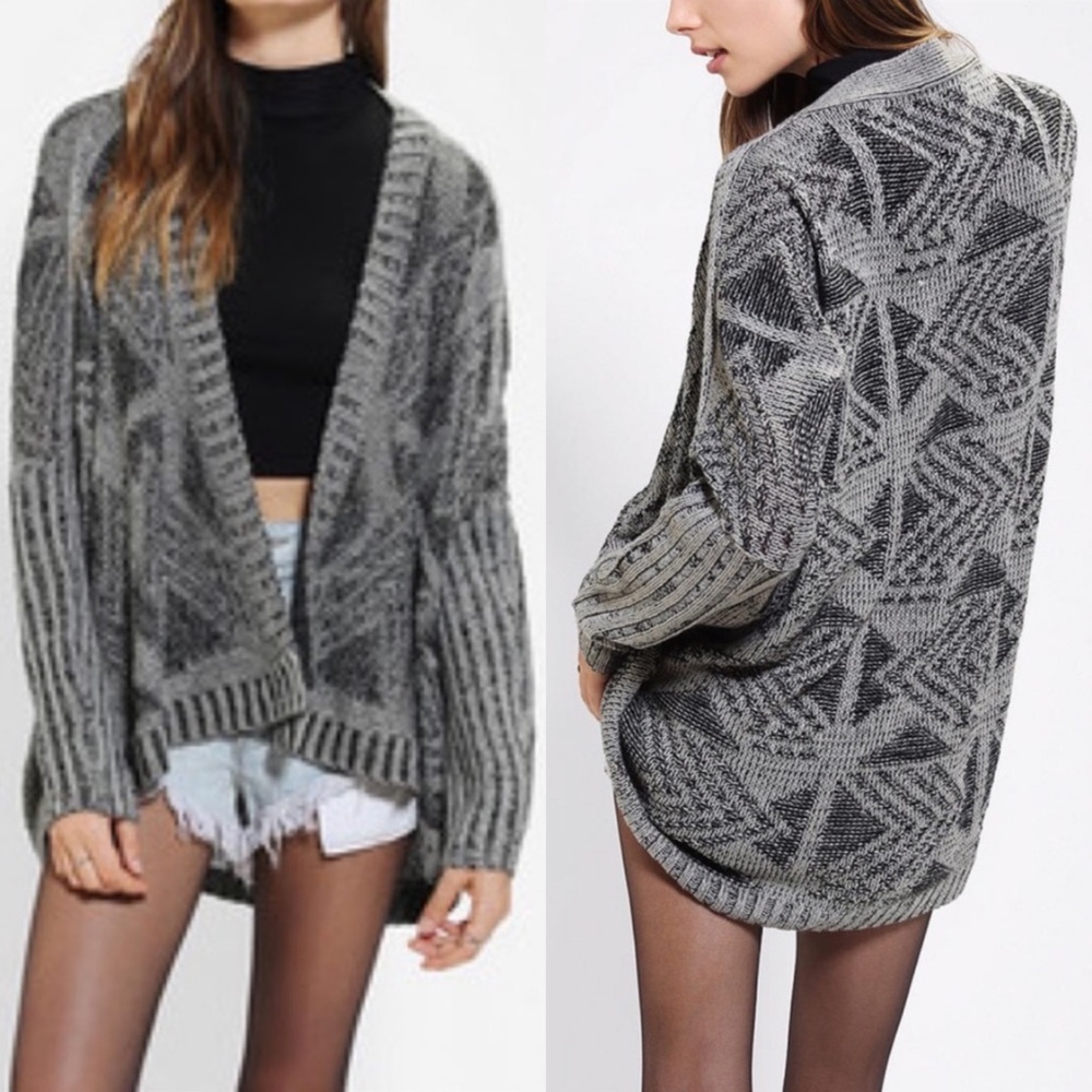 UO Sparkle & Fade Open Front Cardigan Gray Geometric Chevron Oversized XS
